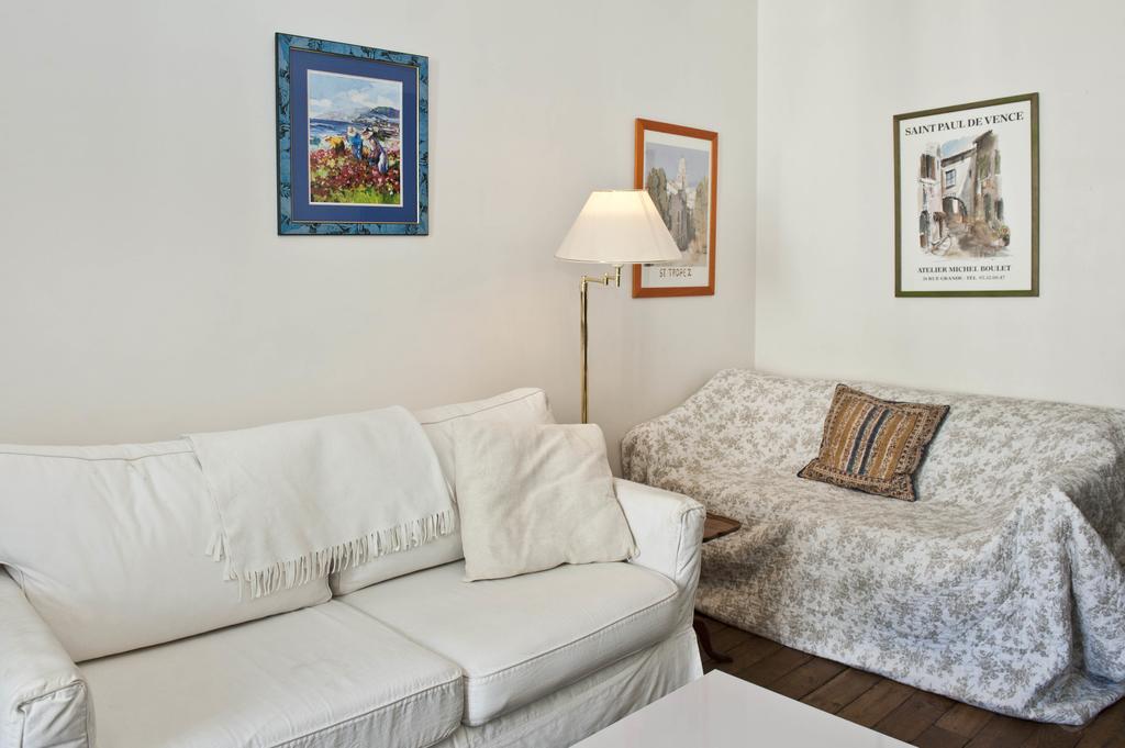Classy St. Germain Apartment Paris Zimmer foto
